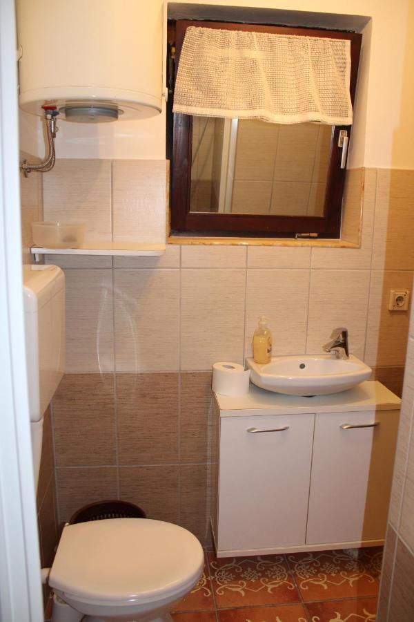 Studio Apartman Stefanija Selce Exterior photo