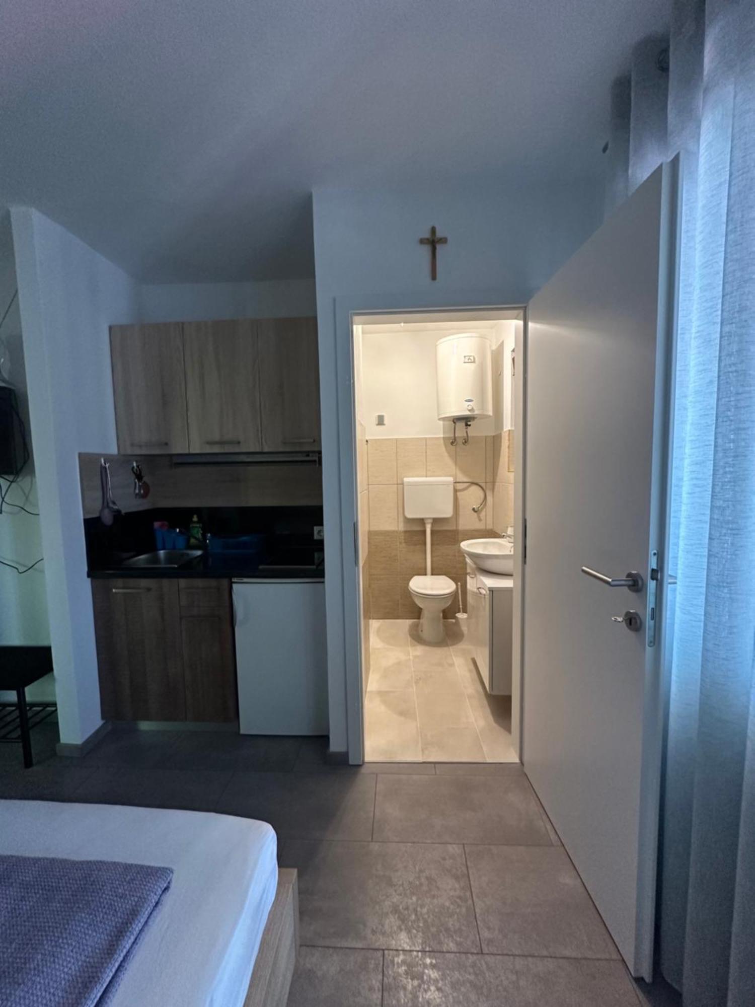 Studio Apartman Stefanija Selce Exterior photo