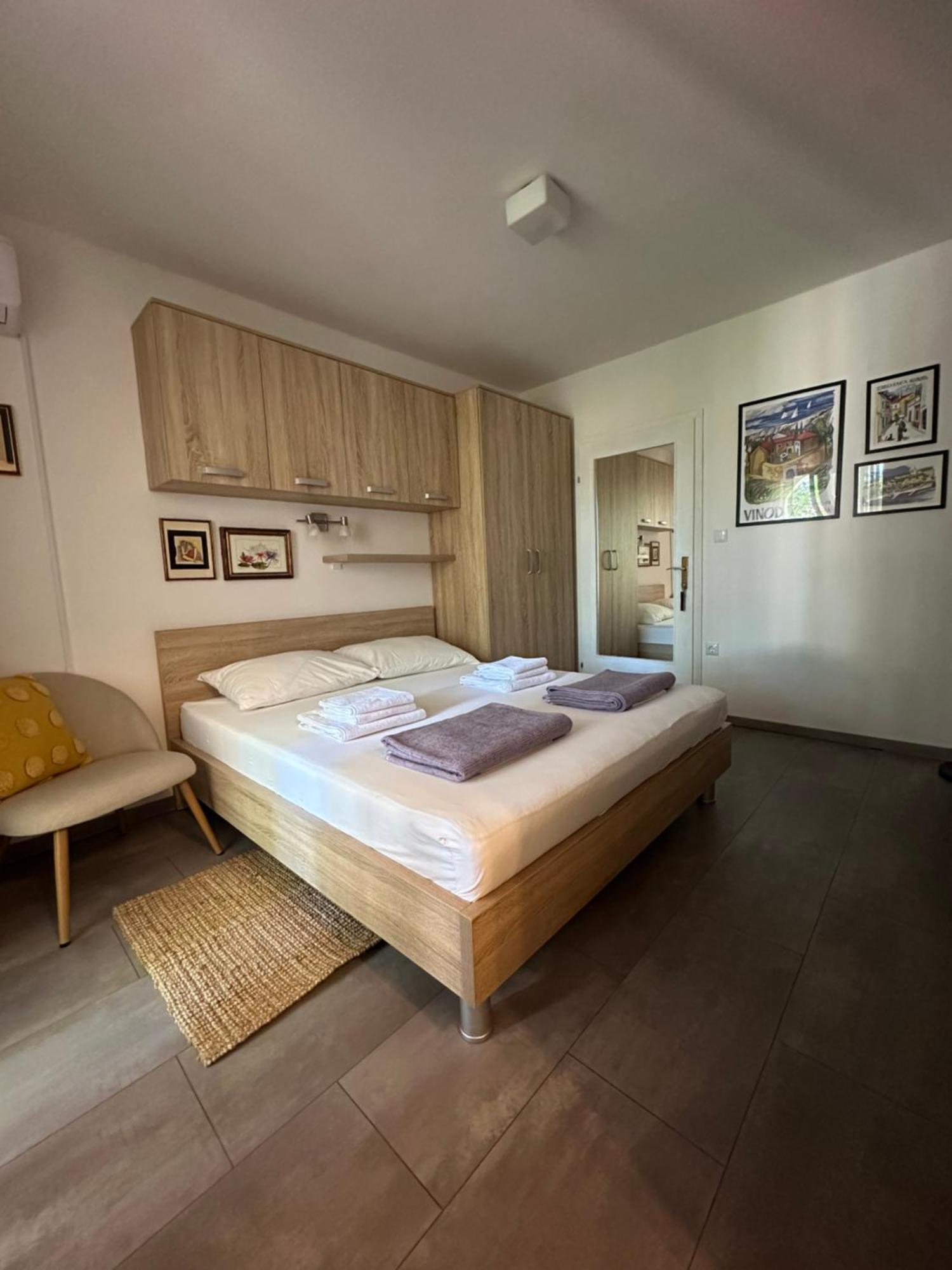 Studio Apartman Stefanija Selce Exterior photo